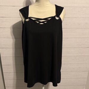 Black Sleeveless Crisscross Tank Top - Women